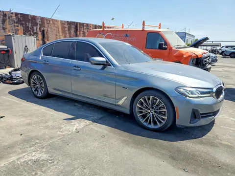 WBA13AG04NCK15987 — 2022 BMW 530E, фото 4 с аукциона Copart 14.10.2026, Боковая часть