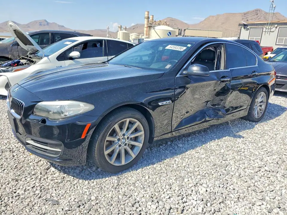 WBA5B1C57ED483609 BMW 535 2014 — повреждение Боковая часть, фото до ремонта