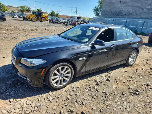 WBA5B3C5XGG253883 — 2016 BMW 5ER, Передняя часть (Front End), фото до ремонта