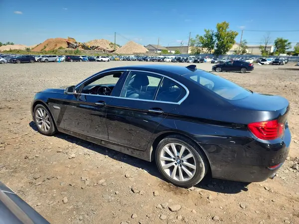 WBA5B3C5XGG253883 — 2016 BMW 5ER, фото 2 с аукциона Copart, Передняя часть