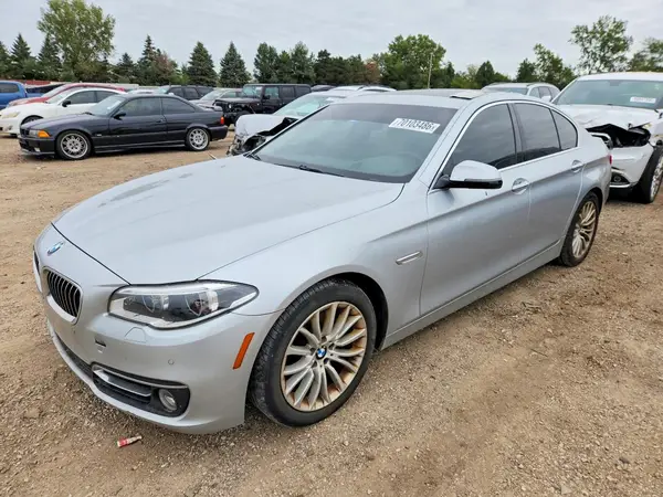 WBA5A7C59GG144485 — 2016 BMW 5ER, Подтопление (Water/Flood), фото до ремонта