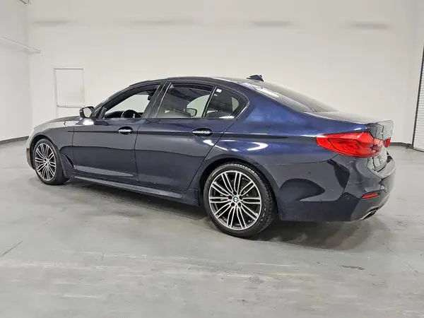 WBAJA7C56JG907942 — 2018 BMW 5ER, фото 2 с аукциона Copart 01.10.2026, Механические повреждения