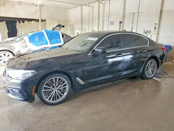 WBAJA7C59JWC76645 — 2018 BMW 5ER, Передняя часть (Front End), фото до ремонта
