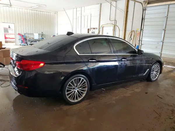 WBAJA7C59JWC76645 — 2018 BMW 5ER, фото 3 с аукциона Copart 06.10.2026, Передняя часть