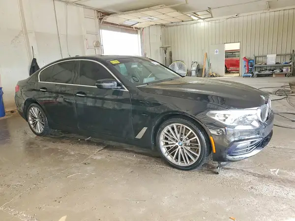 WBAJA7C59JWC76645 — 2018 BMW 5ER, фото 4 с аукциона Copart 06.10.2026, Передняя часть