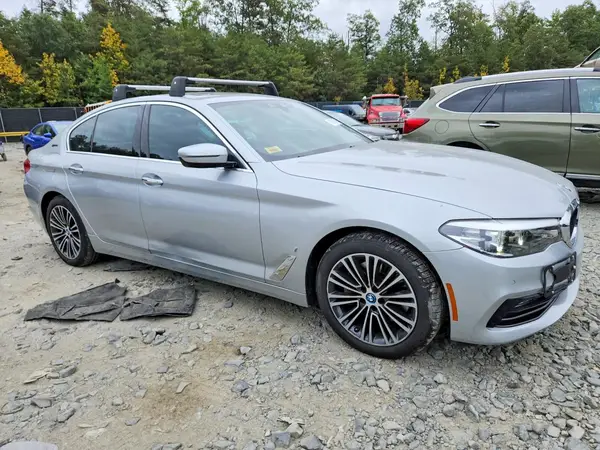 WBAJB1C52JB084529 — 2018 BMW 5ER, фото 4 с аукциона Copart 02.10.2026, Мелкие вмятины и царапины