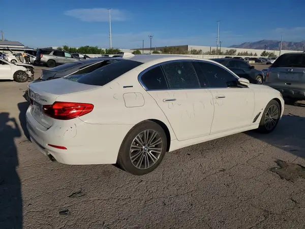2018 BMW 5ER VIN WBAJA9C51JB252789 фото 3