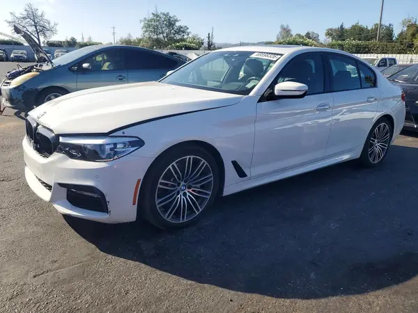 WBAJE5C51JG918291 — 2018 BMW 5ER, Передняя часть (Front End), фото до ремонта