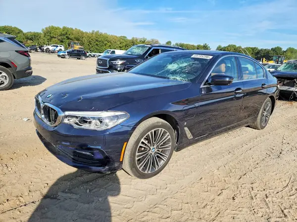 WBAJB1C50JB084285 — 2018 BMW 5ER, Боковая часть (Side), фото до ремонта