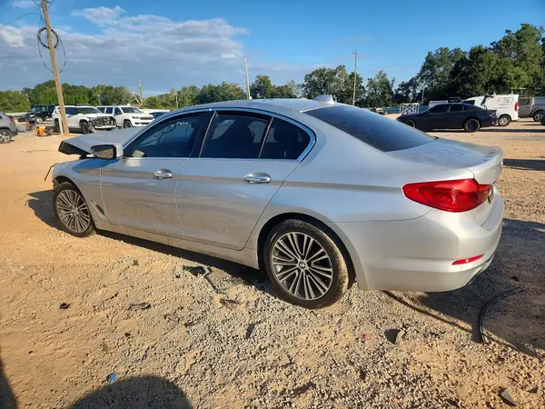 WBAJA5C51JWA37272 — 2018 BMW 5ER, фото 2 с аукциона Copart 06.10.2026, Передняя часть