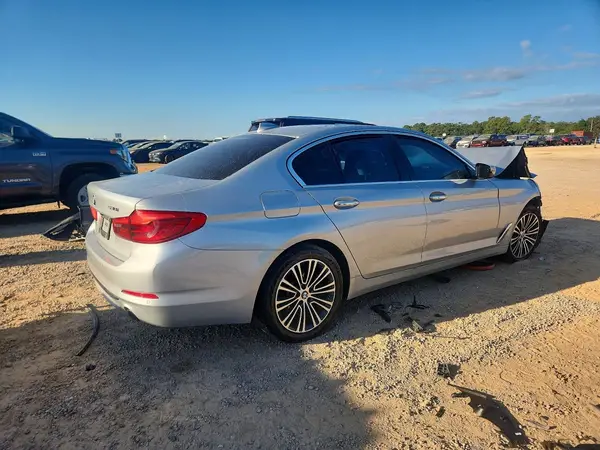 WBAJA5C51JWA37272 — 2018 BMW 5ER, фото 3 с аукциона Copart 06.10.2026, Передняя часть