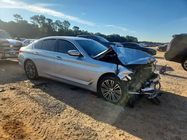 WBAJA5C51JWA37272 — 2018 BMW 5ER, фото 4 с аукциона Copart 06.10.2026, Передняя часть