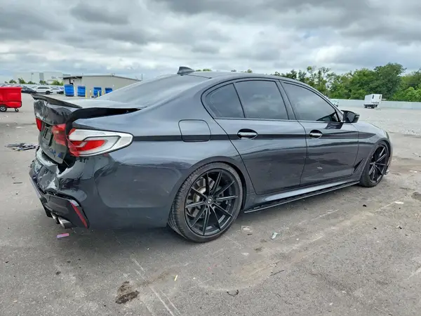 WBAJE7C56JWD53167 — 2018 BMW 5ER, фото 3 с аукциона Copart, Задняя часть