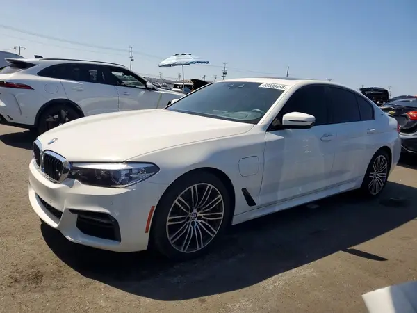 WBAJA9C59KB399718 — 2019 BMW 5ER, Задняя часть (Rear End), фото до ремонта