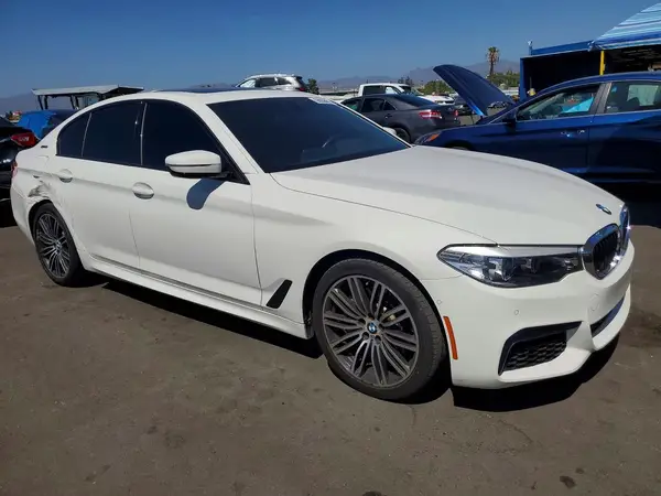 WBAJA9C59KB399718 — 2019 BMW 5ER, фото 4 с аукциона Copart, Задняя часть