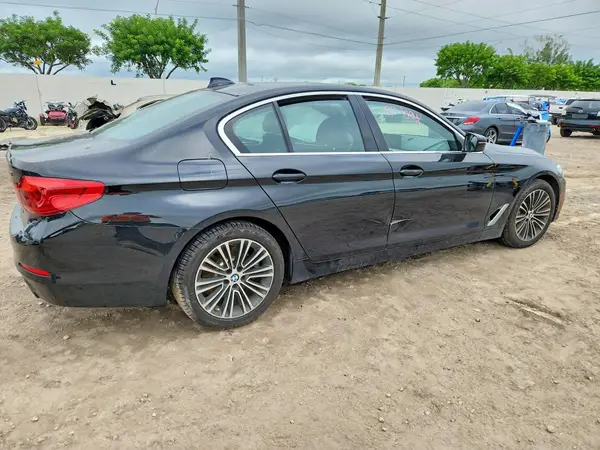 WBAJA5C51KBX49061 — 2019 BMW 5ER, фото 3 с аукциона Copart, Боковая часть