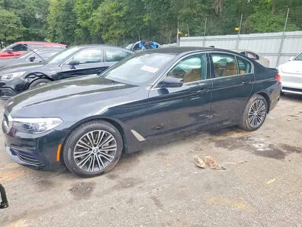 WBAJE5C50KWE66487 — 2019 BMW 5ER, Задняя часть (Rear End), фото до ремонта