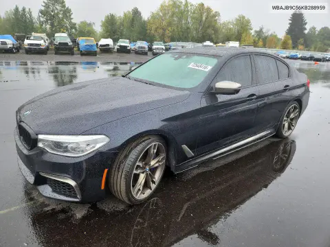 WBAJB9C56KB288959 — 2019 BMW 5ER, Мелкие вмятины и царапины, фото до ремонта