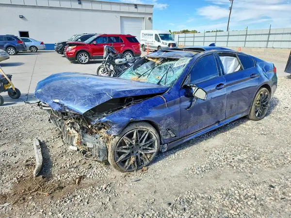 WBAJS7C06LCE42643 — 2020 BMW 5ER, Опрокидывание (Rollover), фото до ремонта