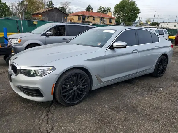 WBAJR7C08LCE53252 — 2020 BMW 5ER, Мелкие вмятины и царапины (Minor Dent/Scratches), фото до ремонта