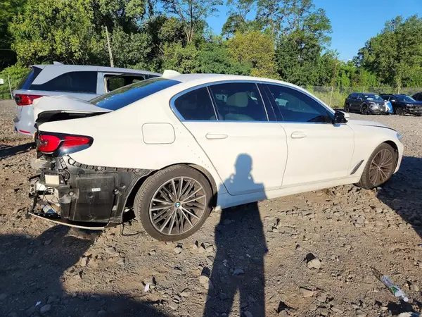 WBA13BJ04MCF81027 — 2021 BMW 5ER, фото 3 с аукциона Copart 12.10.2026, Задняя часть