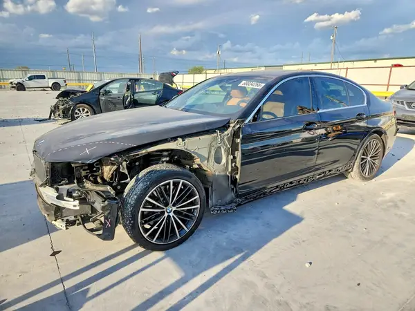 WBA53BH08MWW94420 — 2021 BMW 5ER, Передняя часть (Front End), фото до ремонта