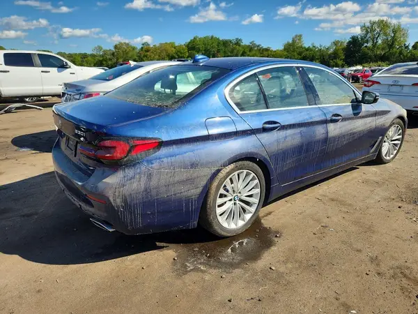 WBA13BJ09MWX04588 — 2021 BMW 5ER, фото 3 с аукциона Copart 06.10.2026, Подтопление