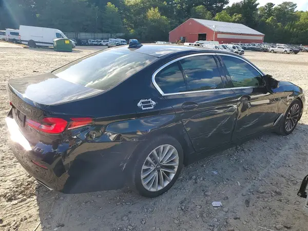 WBA13BJ03MWX24206 — 2021 BMW 5ER, фото 3 с аукциона Copart, Боковая часть