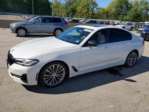 WBA13BJ0XMCF33242 — 2021 BMW 5ER, Подтопление (Water/Flood), фото до ремонта