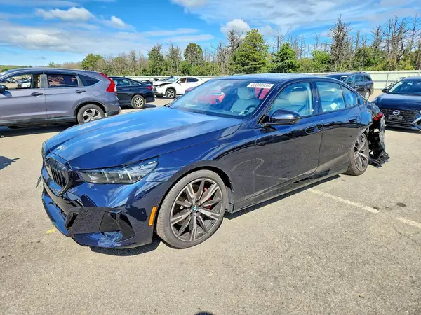 WBA63FJ06SCT94010 — 2025 BMW 5ER, Задняя часть (Rear End), фото до ремонта