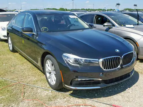 WBA7E2C5XJG742446 — 2018 BMW 740 I, Подтопление (Water/Flood), фото до ремонта