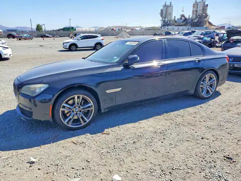 WBAYA6C54DD143474 — 2013 BMW 740, Боковая часть (Side), фото до ремонта
