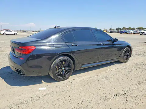 WBA7E2C5XJG743127 — 2018 BMW 740, фото 3 с аукциона Copart 29.09.2026, Передняя часть