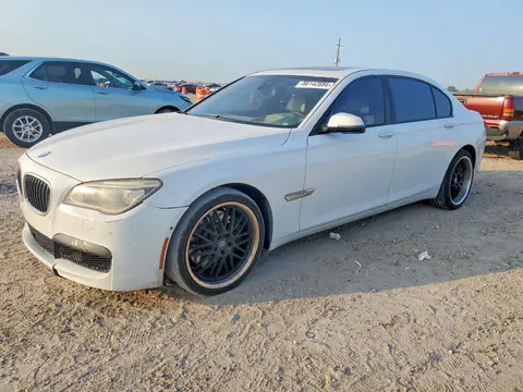 WBAYE8C55FD780876 — 2015 BMW 750, Мелкие вмятины и царапины (Minor Dent/Scratches), фото до ремонта