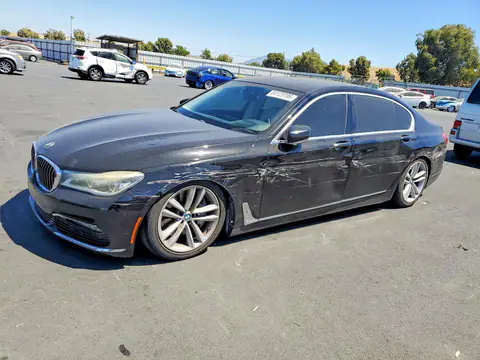 WBA7F0C50GGL99494 — 2016 BMW 750, Боковая часть (Side), фото до ремонта