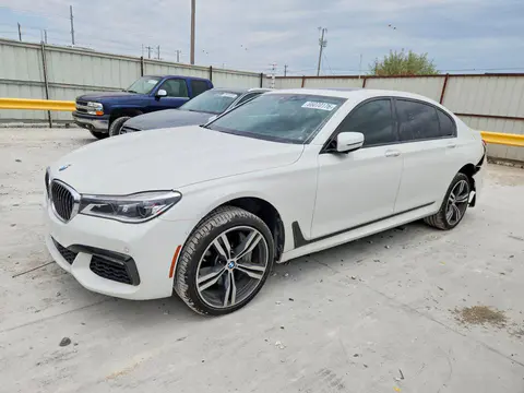 WBA7F0C30HGM22028 — 2017 BMW 750, Задняя часть (Rear End), фото до ремонта