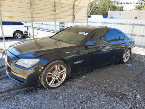 WBAKB8C5XCC962430 — 2012 BMW 7ER, Механические повреждения, фото до ремонта