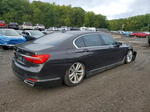 WBA7F2C59GG416238 — 2016 BMW 7ER, фото 3 с аукциона Copart, Передняя часть