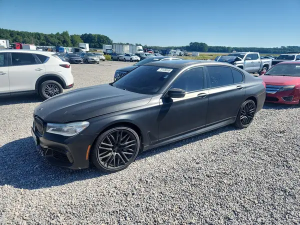 WBA7F0C59HGM21056 — 2017 BMW 7ER, Мелкие вмятины и царапины (Minor Dent/Scratches), фото до ремонта