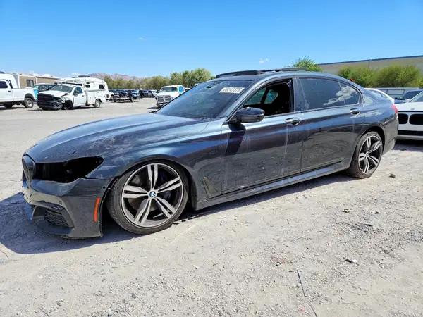 WBA7E2C5XJG741703 — 2018 BMW 7ER, Вандализм (Vandalism), фото до ремонта