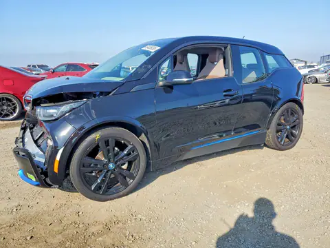 WBY8P6C52K7E29967 — 2019 BMW i3, Передняя часть (Front End), фото до ремонта