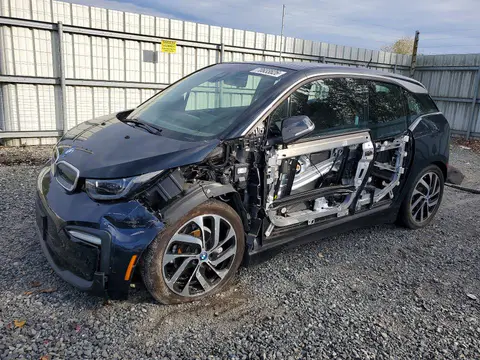 WBY8P4C59K7D84501 — 2019 BMW i3, Боковая часть (Side), фото до ремонта