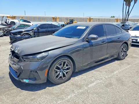 WBY33FK06SCT62886 — 2025 BMW I5, Передняя часть (Front End), фото до ремонта