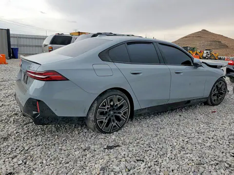 WBY33FK04SCU68656 — 2025 BMW I5, фото 3 с аукциона Copart 30.09.2026, Передняя часть