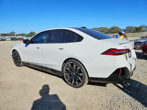 2025 BMW i5 VIN WBY43FK06SCT45316 фото 2