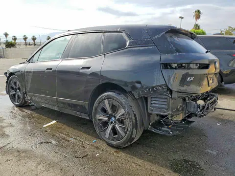 2024 BMW IX VIN WB523CF04RCN52035 фото 2
