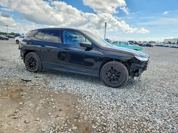 WB523CF00RCN27424 — 2024 BMW iX, фото 4 с аукциона Copart 07.10.2026, Передняя часть