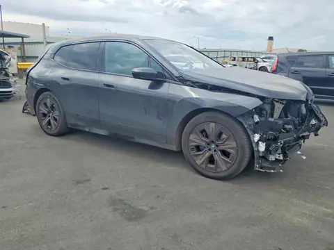 WB523CF05SCU73589 — 2025 BMW iX, фото 4 с аукциона Copart 14.10.2026, Передняя часть