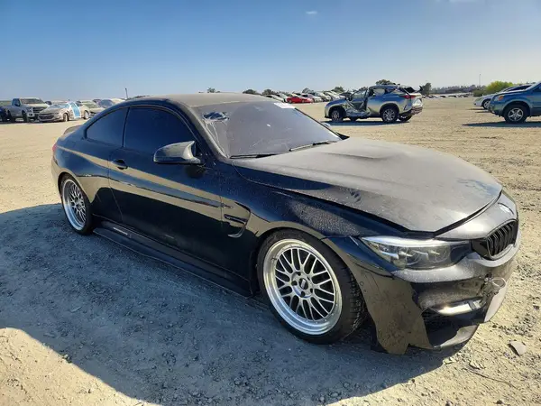 WBS4Y9C56JAC88121 — 2018 BMW M4, фото 4 с аукциона Copart 13.10.2026, Мелкие вмятины и царапины