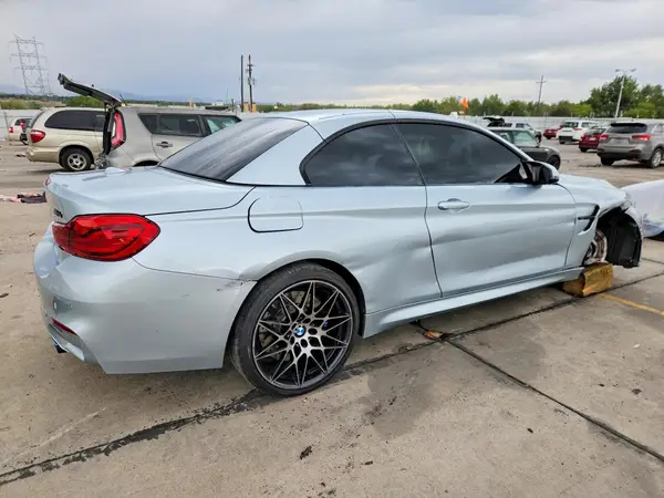 WBS4Z9C54JEA24191 — 2018 BMW M4, фото 3 с аукциона Copart, Передняя часть